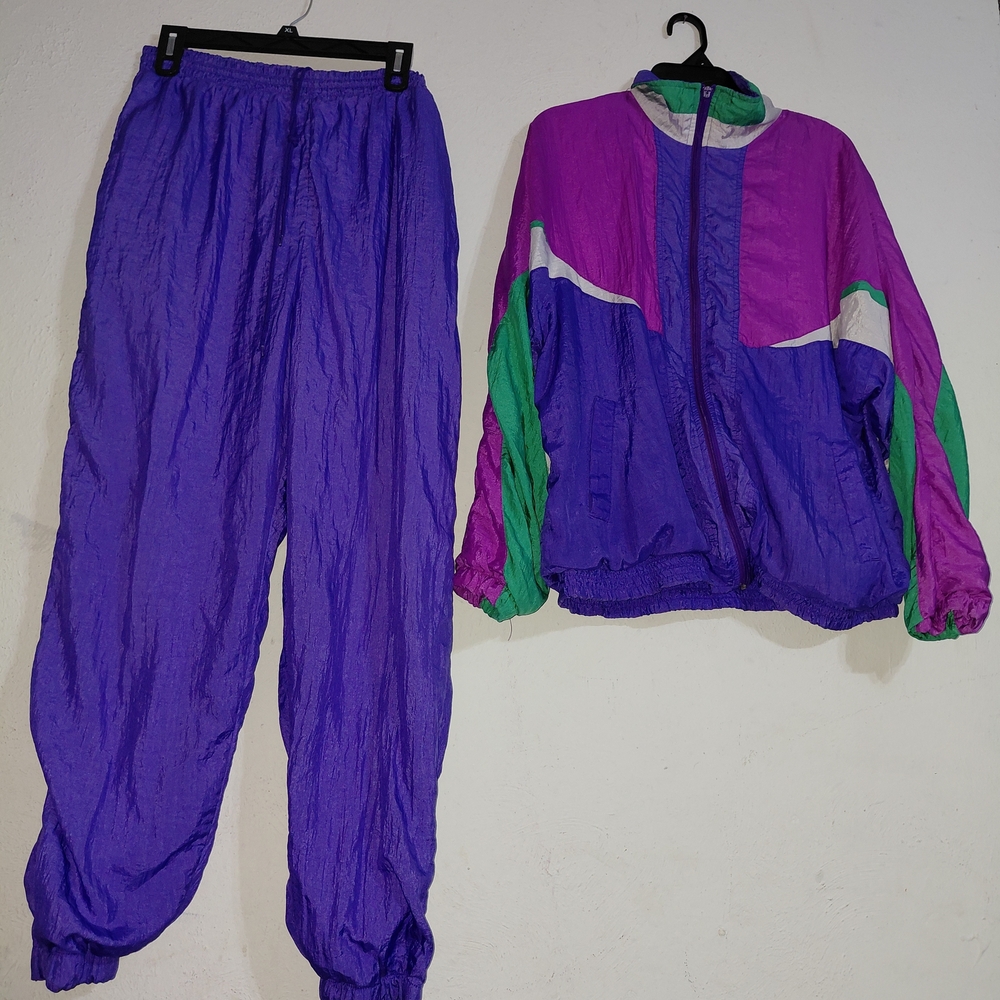 Vintage Colorblock Women's Windbreaker/tracksuit Set *flaw*